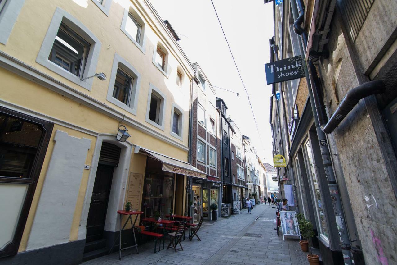 Altstadt Duesseldorf 1 Exterior photo